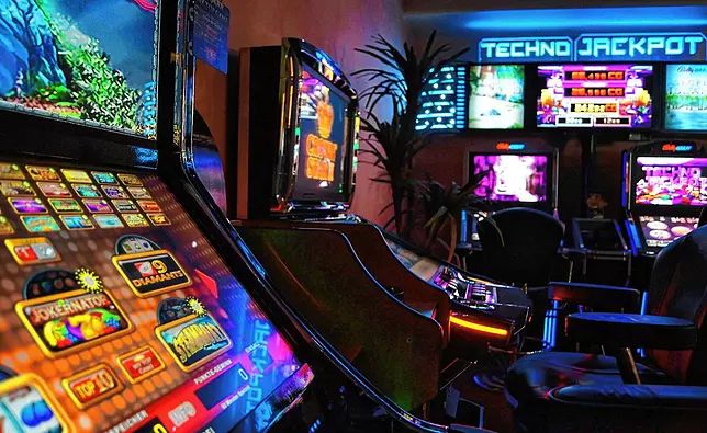 پاکستان میں Football Betting کا آن لائن کیسینو سیکشن کھولیں۔
